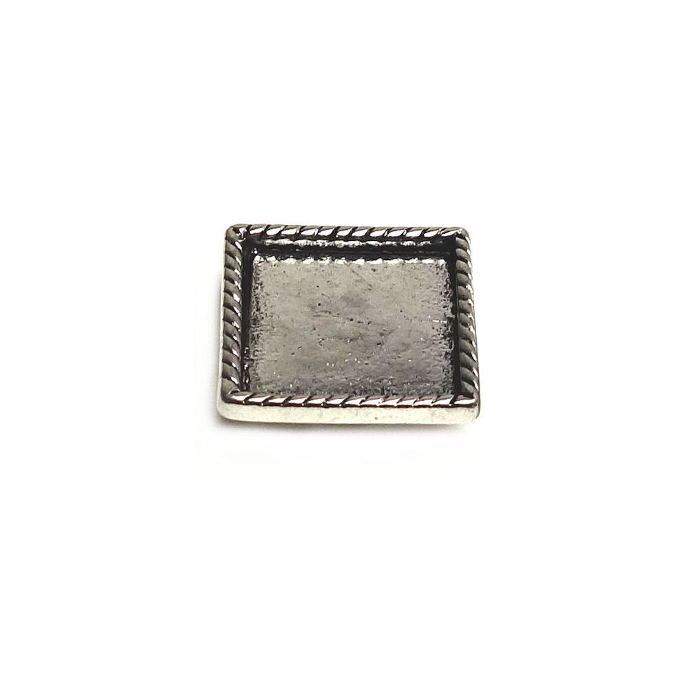 Cabochon Quadrato colore argento con passante