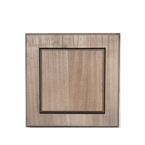 Cornice in legno con base