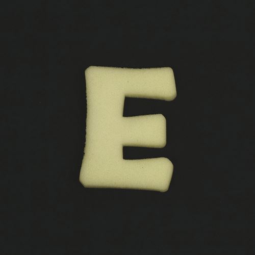 Lettera E in spugna cm 10 h