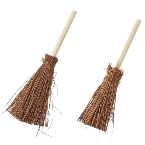 Scopa in Saggina Marrone