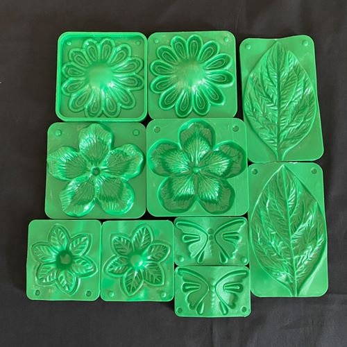 stampo in silicone medaglione fiori gigli - Materiali - Per il fai stampo in silicone medaglione fiori gigli - Materiali - Per il fai