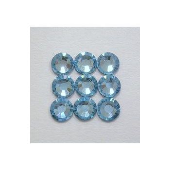 Strass termoadesivi Aquamarine mm 4,7