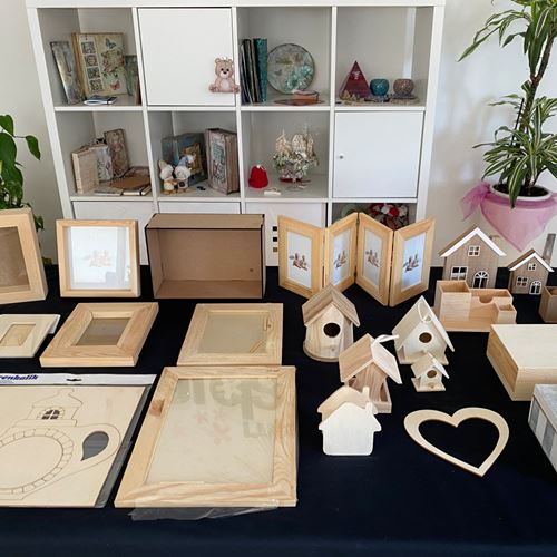 Venerdì Live: Oggetti da decorare in legno e cartone